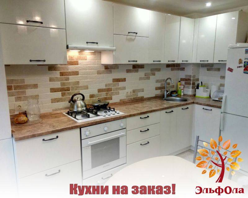 угловая кухня на заказ в Томске