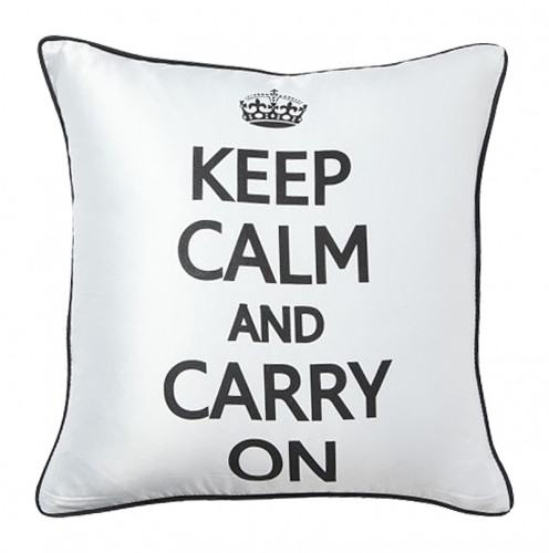 подушка с надписью keep calm and carry on в Томске