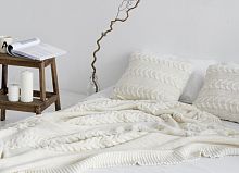 комплект плед с косами (180*220) и 2 наволочки (50*50) молочный в Томске
